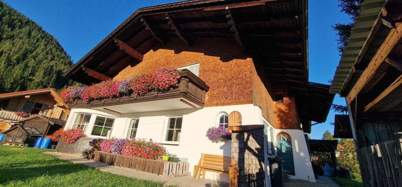 Haus Rochard Appartement Kienzen Buitenkant foto
