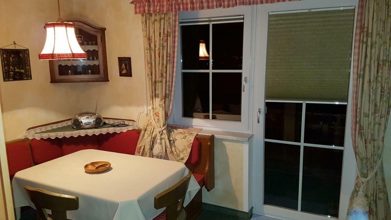 Haus Rochard Appartement Kienzen Buitenkant foto